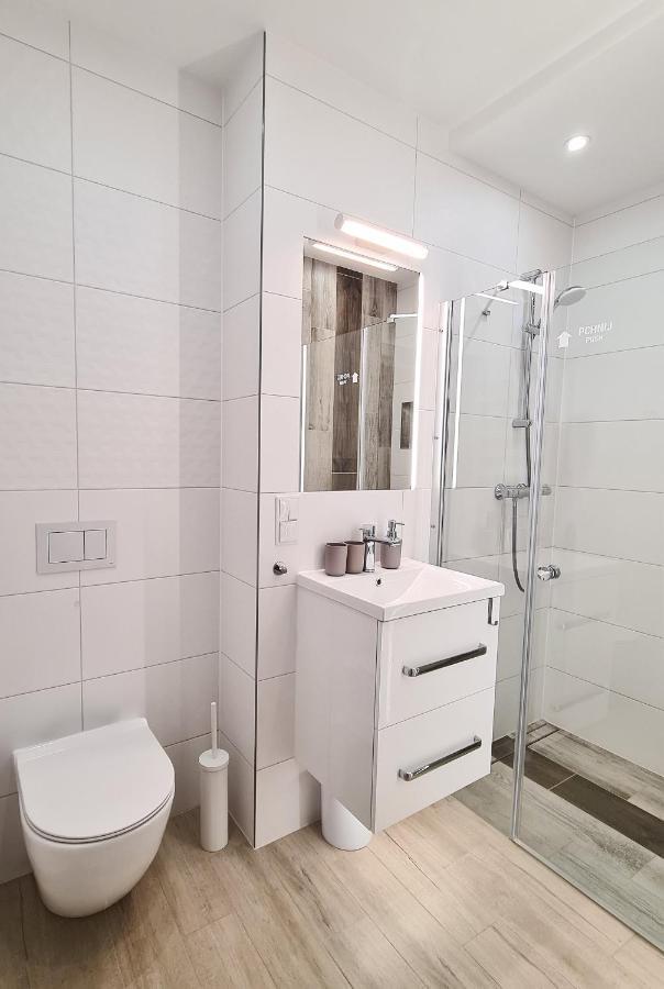Apartamenty Sjesta River クドヴァ・ズドゥルイ エクステリア 写真